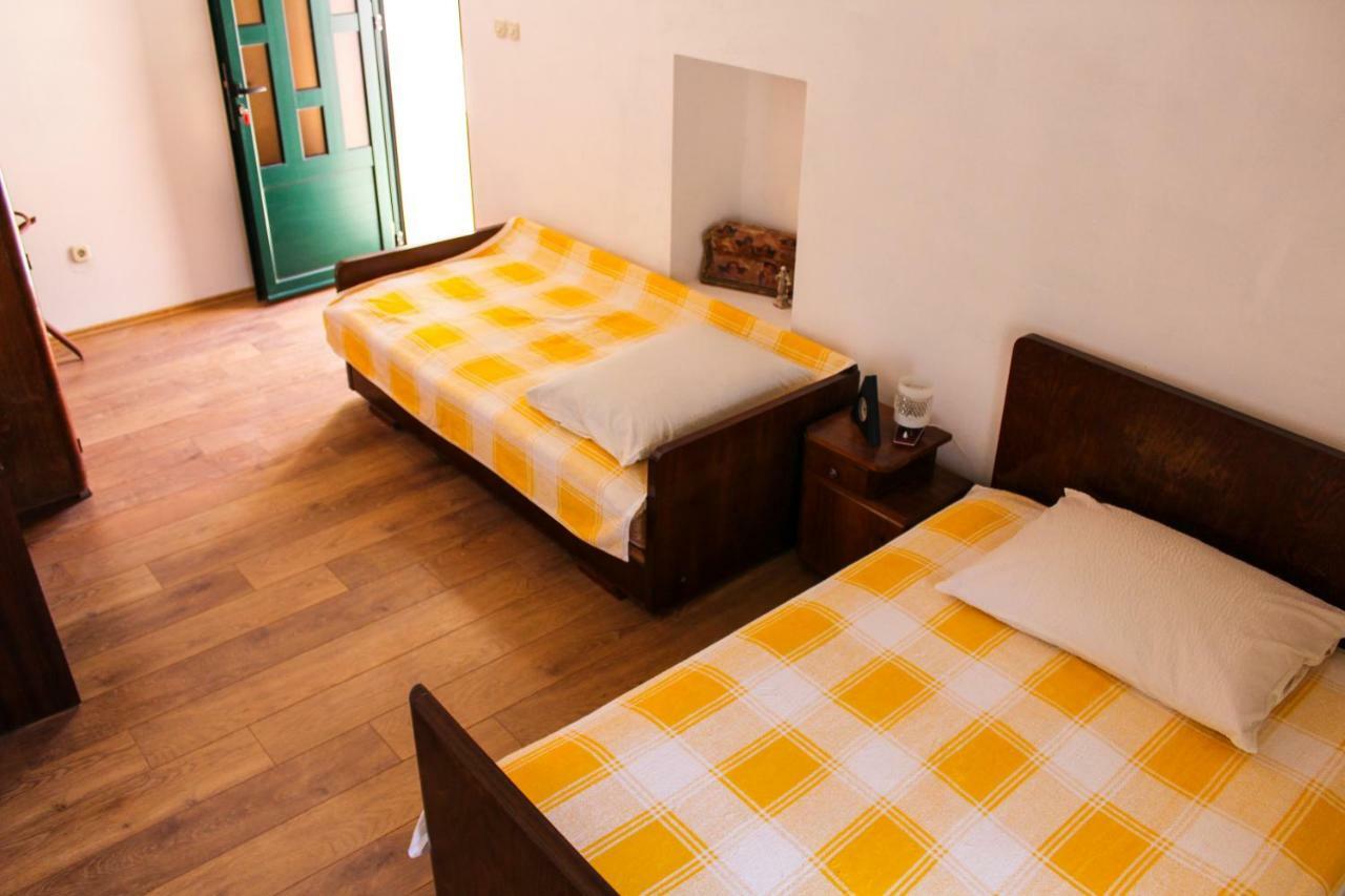 Apartment Titinica 穆泰尔岛 外观 照片